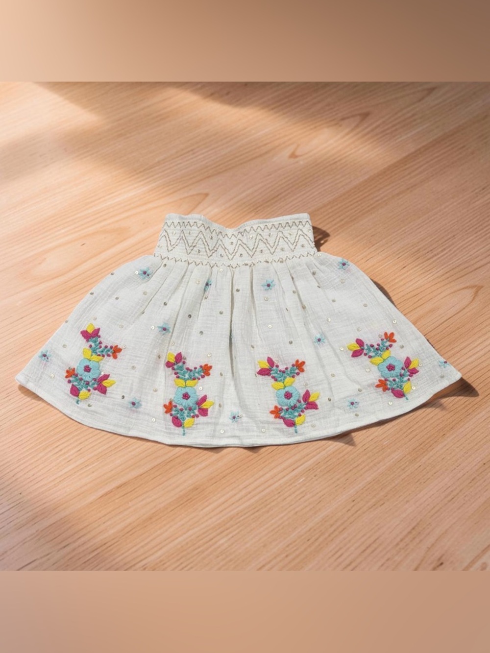 Bell Girls Embroidered White Cotton Mini Skirt with Floral Accents Size 6